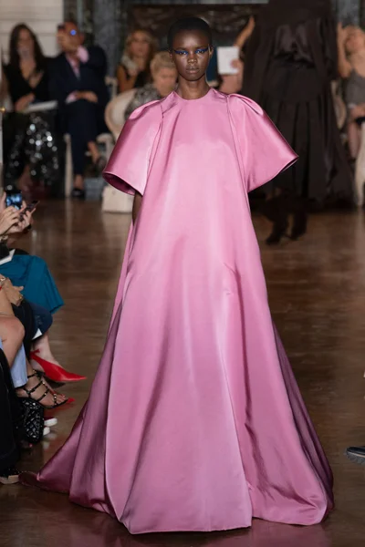 Look 2